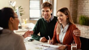 How To Negotiate on House Rent with a Property Agent?