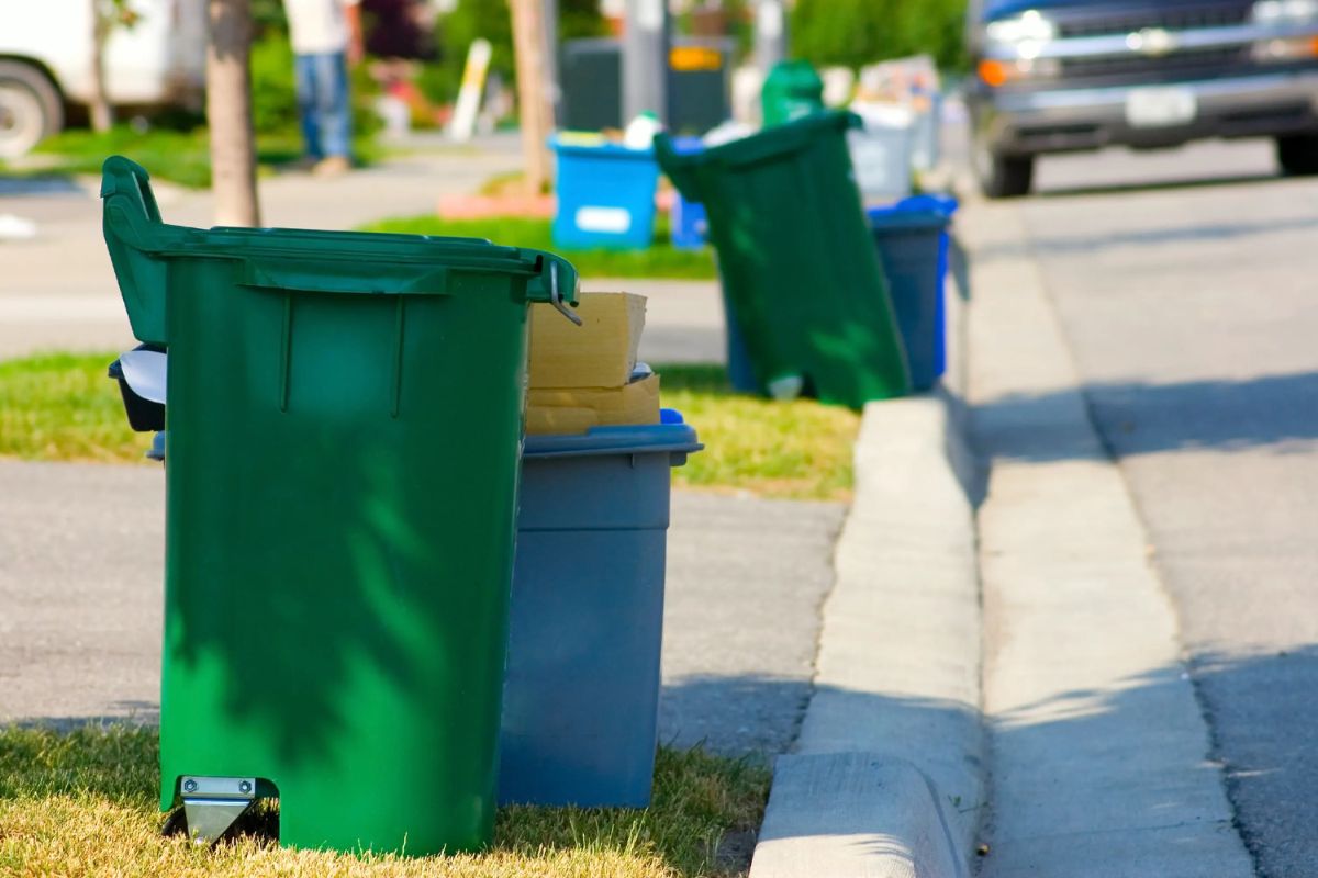 Waste Disposal Tips: What Most People Do Wrong