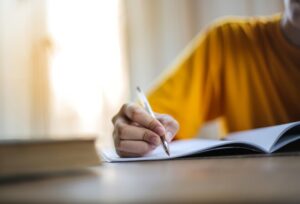 Score High On Trading With UK Based Essay Writers