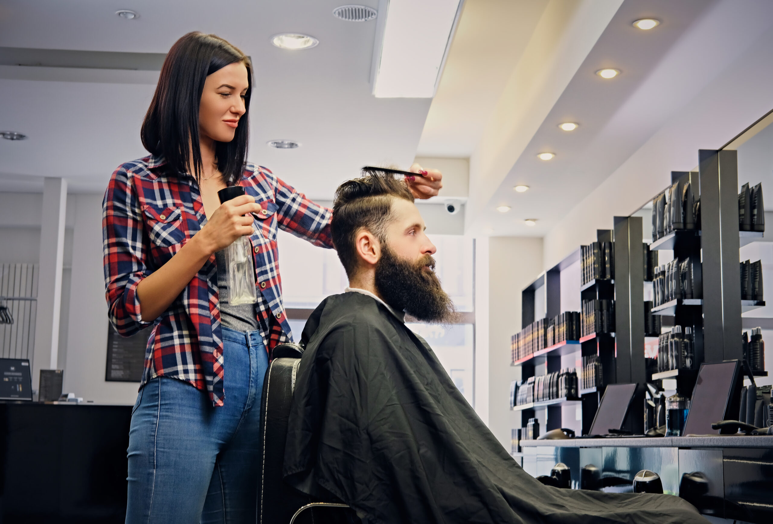Mens Hair Salon Near Me With Skilled Stylists & Great Vibes