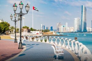 Abu Dhabi City Tour 8 Hours – Ultimate Day Trip with Dubai City Tour