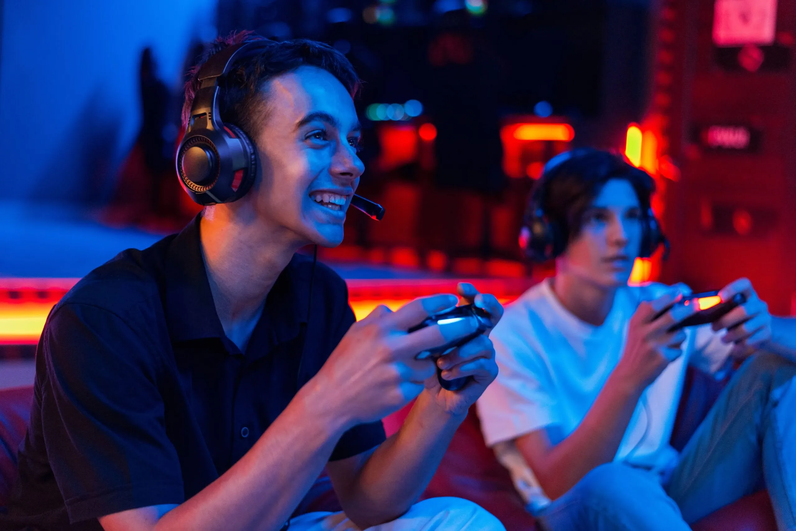 Gamerawrr.com: My Hands-On Tour of This Gamer’s Digital Playground