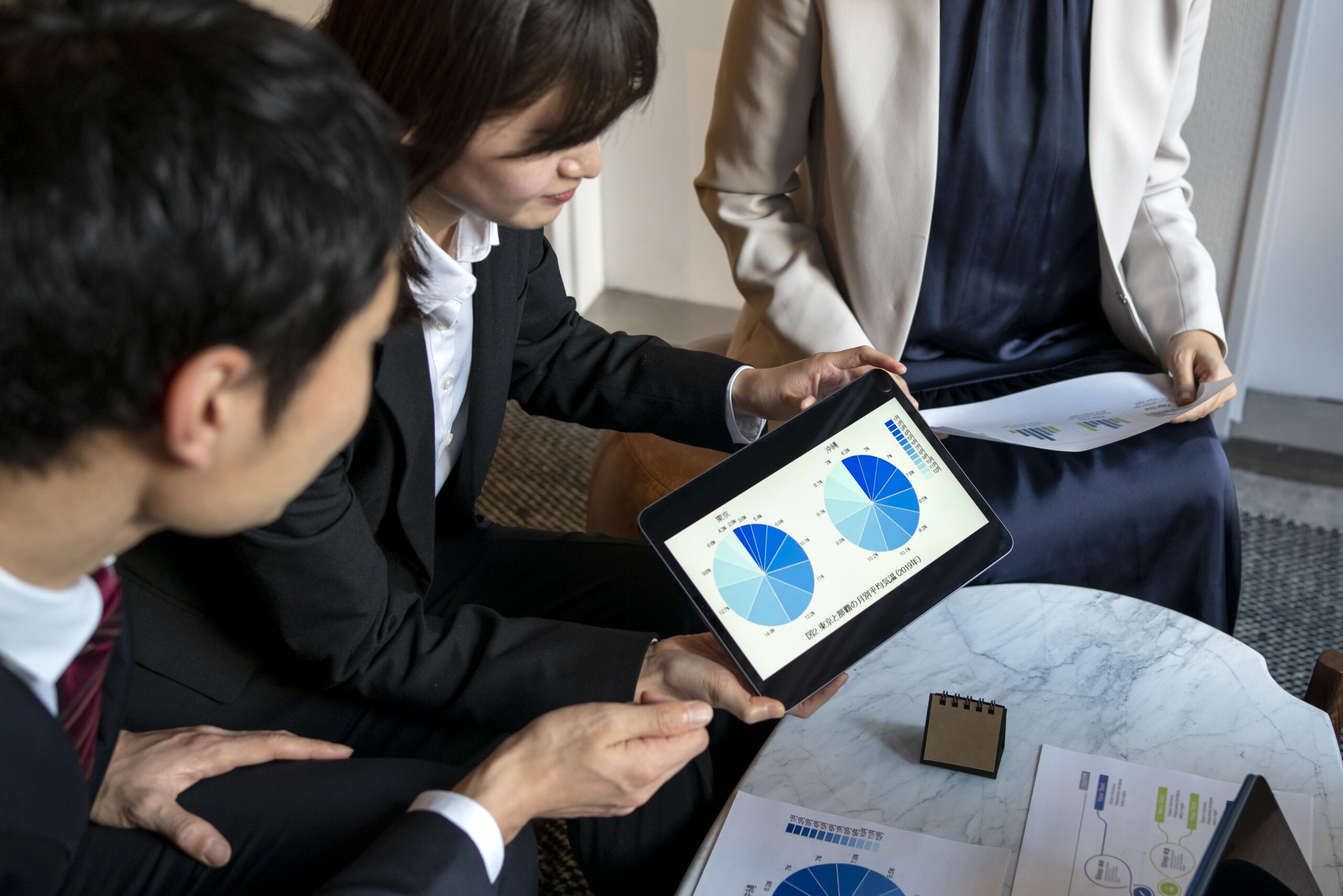 Smart Investing in a Digital Future: What Retail Investors Need to Know