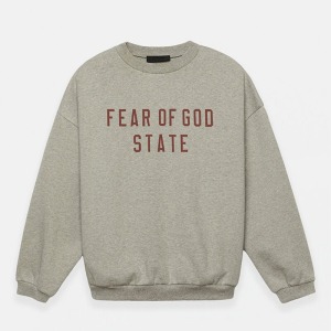 The Essentials Sweater: A Timeless Staple for Modern Streetwear