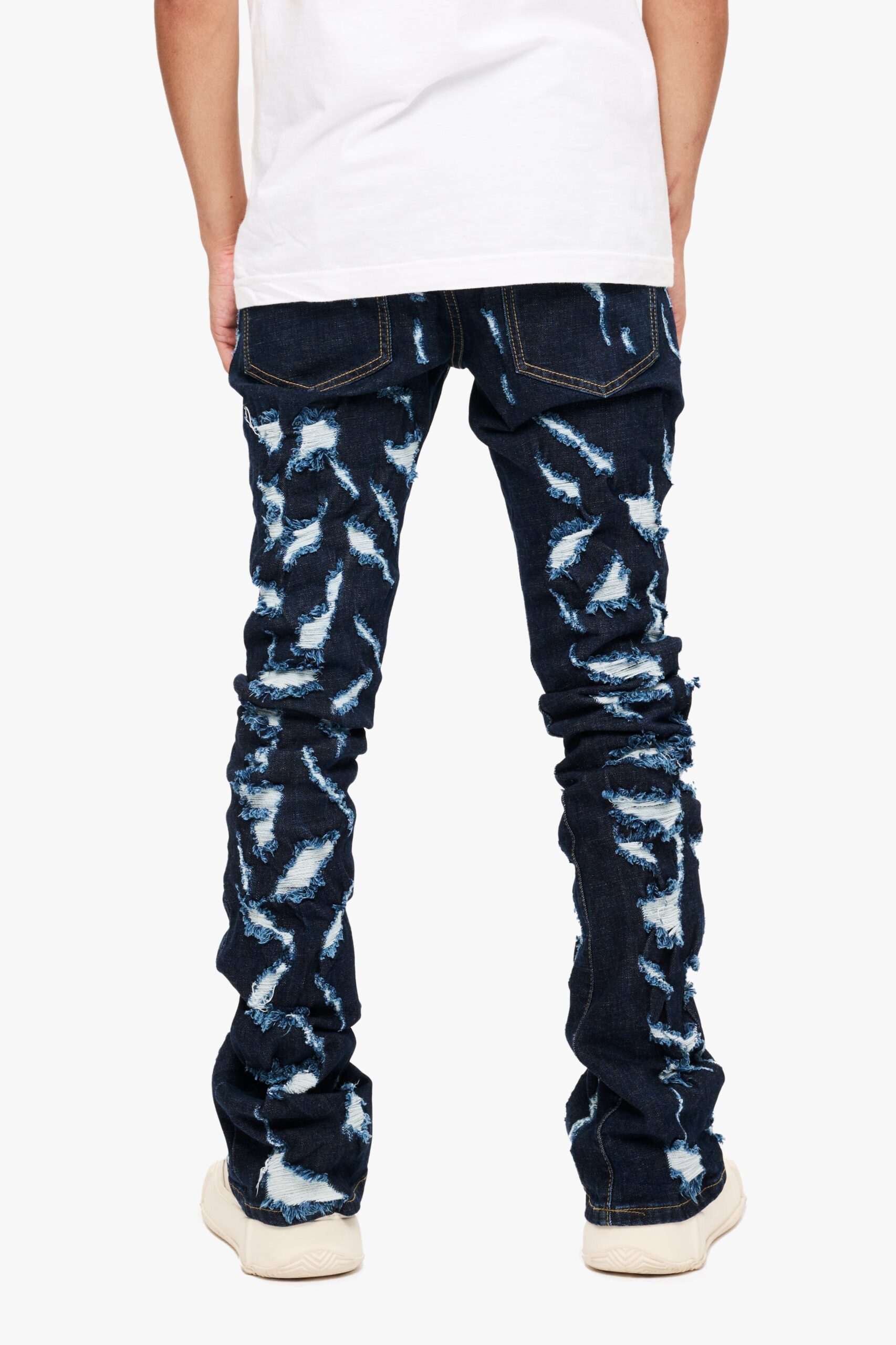 Valabasas Jeans: The Rise of a Fashion Icon in Denim Culture