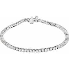 Elegant Sparkle: Discover the Perfect Diamond Bracelet for Women