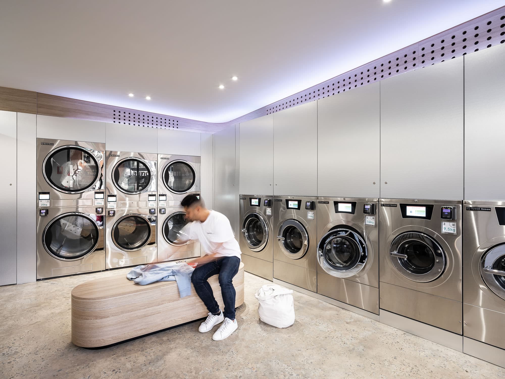 How Can You Access Round-the-Clock Laundry Solutions?