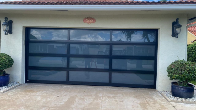 How to Choose the Right Garage Door Service in Fort Lauderdale